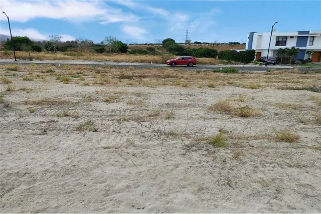 Terreno de Venta en Montecristi Zona Golf Club, Manabí — imagen 2