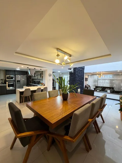 Casa de 5 Habitaciones - en Venta - El Pinar Bajo - 317 m² — imagen 5