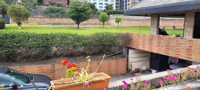 Venta Terreno 3923 m² Quito Tenis — imagen 2
