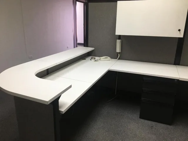 Vendo Oficina con Divisiones en Edificio World Trade Center, Sector Swissotel — imagen 2