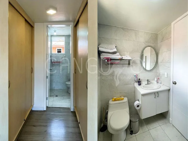 Cálida Casa de Venta en Ponceano — imagen 2