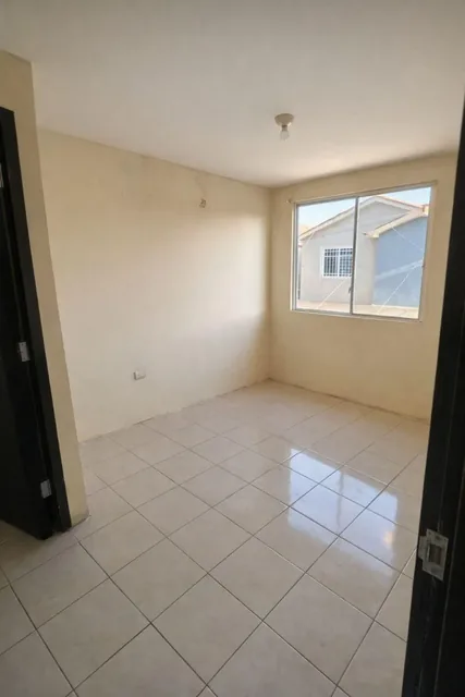 Casa en Venta en La Urbanización Villa Bonita, Guayas — imagen 5