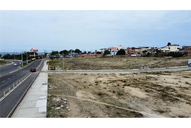 Terreno Comercial de Venta Manta Zona Sur Manabí, Manabí — imagen 5