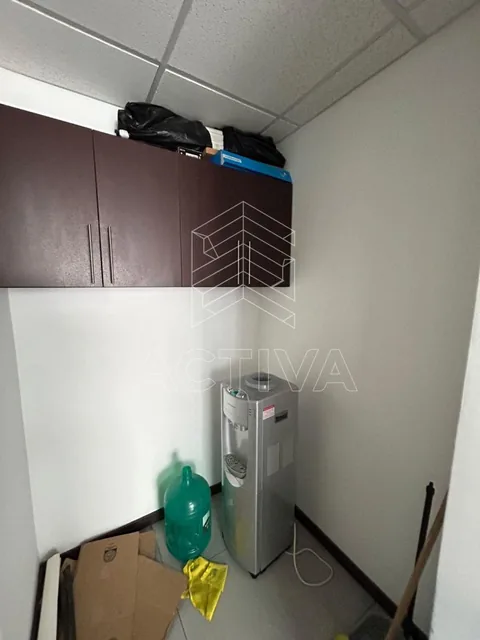 Oficina en Venta y Renta en El Edificio The Point, Puerto Santa Ana, Guayas — imagen 2
