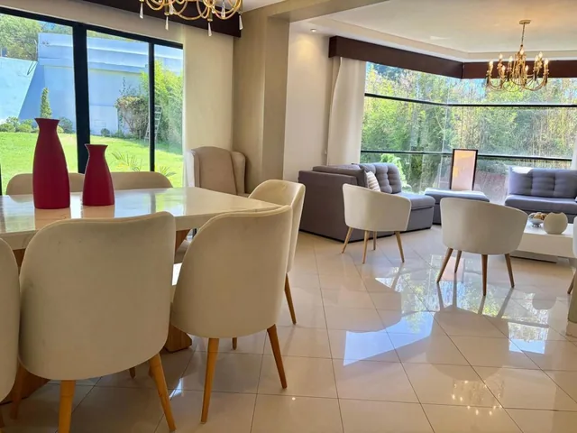 Mcl - Hermosa y Amplia Casa Venta - 4 Dorm. (1 Pb) - Sala de Estar - Santa Ines - Cumbaya — imagen 5