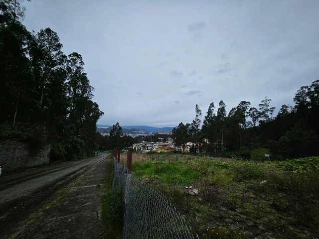 Terreno en Urbanizacion - Av Mariscal Sucre - Occidental — imagen 5