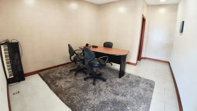 Oficina de Venta Rep del Salador 336 m² $300.000 — imagen 3