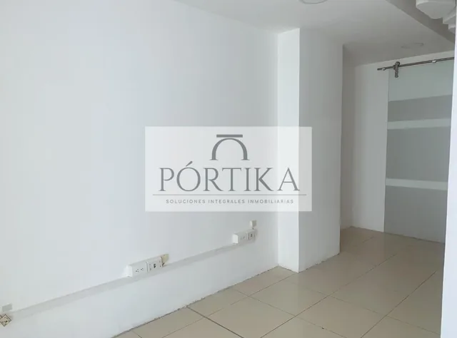 Venta Oficina con Divisiones - Emporium - Puerto Santa Ana, Guayas — imagen 5