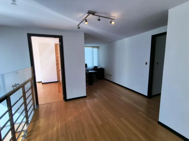 Duplex 2d + 2 Parqueaderos, Sector Cne Bosmediano en Venta — imagen 5