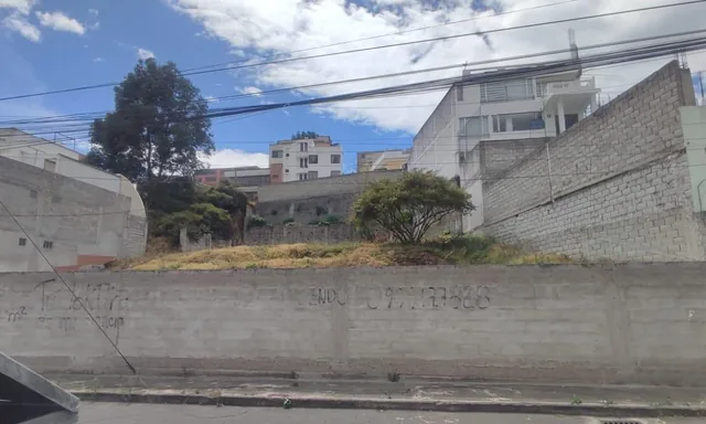 De Venta Terreno Sector Ponceano a 2 Cuadras del Supermaxi — imagen 4