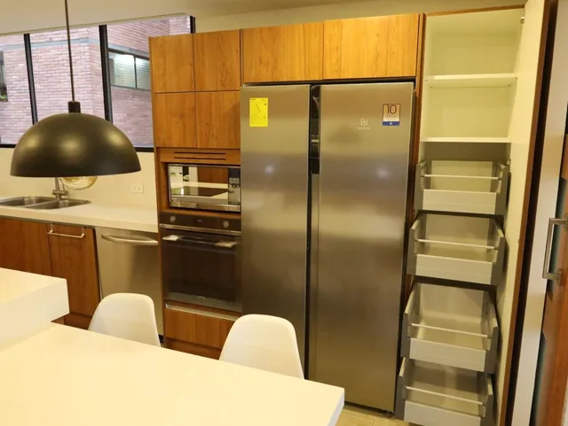 Departamento de Lujo en Renta | República del Salvador, Quito — imagen 3