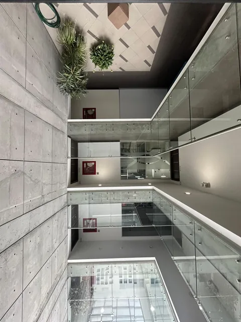 Venta La Floresta Amplia Oficina Moderna a Estrenar - Business Center — imagen 5