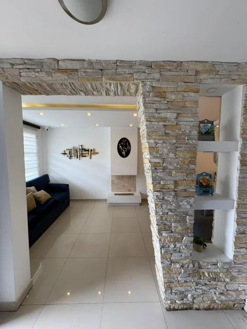 Linda Casa en Venta 3 Dorm Marianitas de Calderon — imagen 2