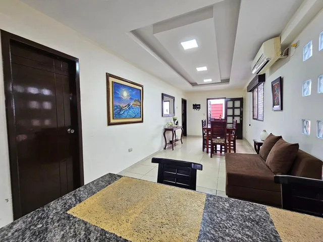 Precio Rebajado Vendo Hermosa Casa con Piscina y Suites en Salinas — imagen 2
