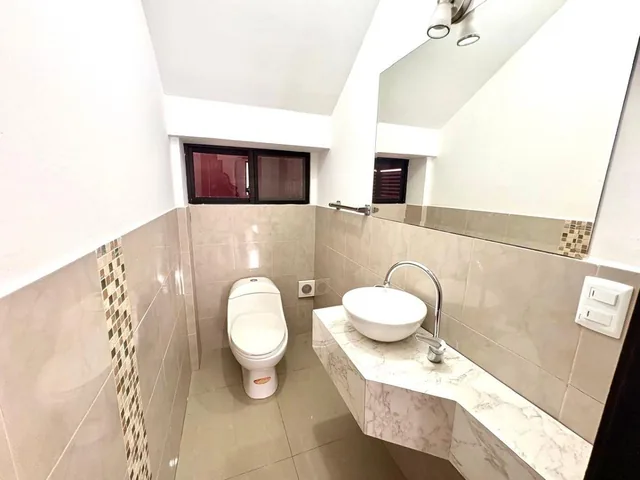 Samborondón - Últimos Kms. Vendo Casa 4 Dorm.; Patio Grande, Guayas — imagen 5