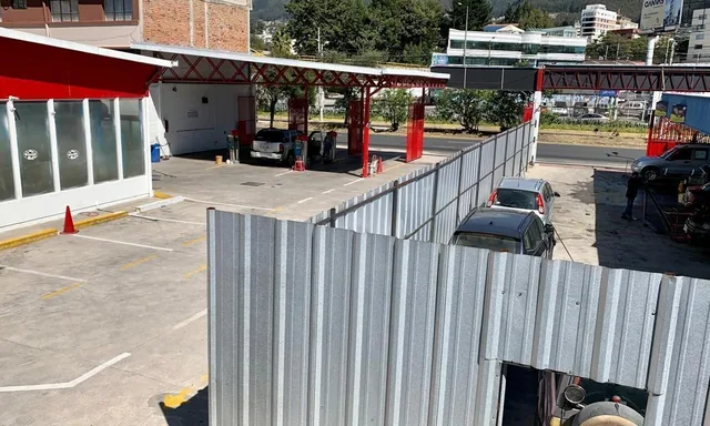 Se Vende Terrero Para Uso Comercial Sector Centro Norte de Quito. Provincia de Pichincha — imagen 3