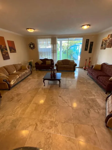 Venta Elegante Quinta Chiviquí Piscina Árboles Frutales Casa Empleados Cancha — imagen 5