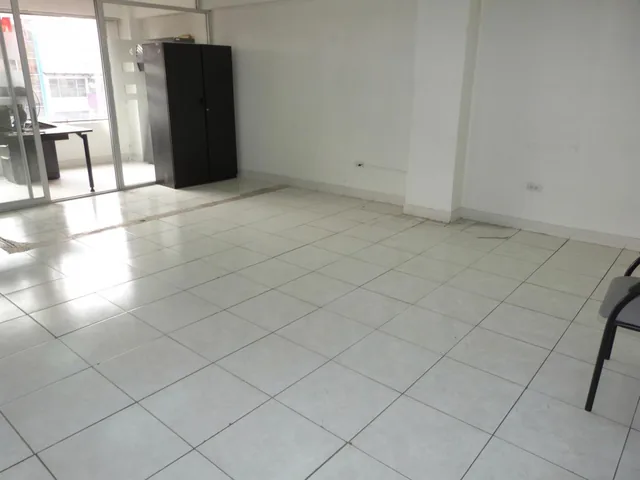 Oficina de Venta de 45 m² Sector Rumipamba Piso 5 — imagen 5