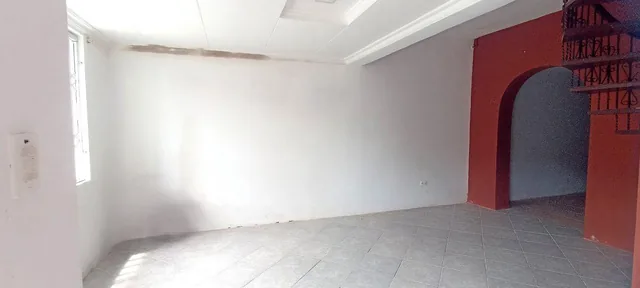 Casa en Venta Frente Al Mar 348 m² de Construcción - Atacames — imagen 2