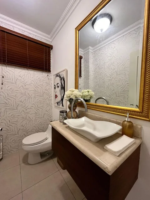 Casa de 4 Dorm. + Estudio en Venta, Km 4 Vía Samborondón, Guayas — imagen 3
