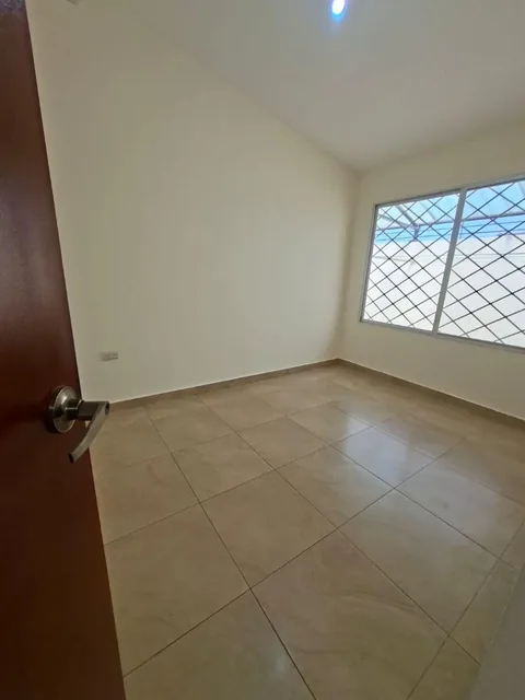 Venta de Casa, Una Planta Urbanización San Antonio - Vía Salitre, Guayas — imagen 3