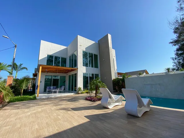 En Venta Moderna y Lujosa Casa en Proyecto Ventura Resort, Olon — imagen 2