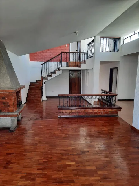 Casa en Venta - San Carlos - Norte de Quito — imagen 2