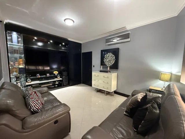Vendo Casa de Lujo en Samborondon, Totalmente Amoblada, Piscina, 5 Dorm., Guayas — imagen 4
