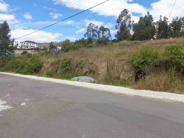 Terreno en Venta Urbanizado: Cumbayá Tras del Site Center — imagen 5