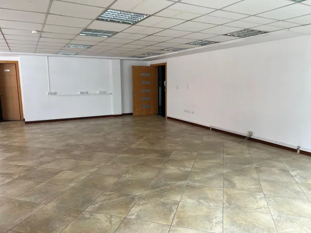 Oficina de Venta, Sector Republica del Salvador, 74 m. 89.000 Mil Dólares. Cm — imagen 2