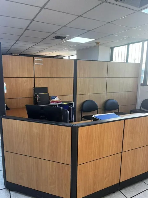Venta Oficina Frente Al Malecón 2000 | Vista Al Río | 160 m² | Edificio El Fortín (Wl), Guayas — imagen 2