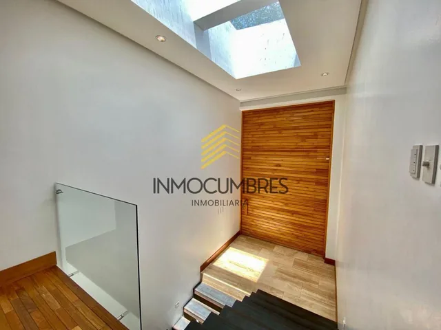 Casa de Lujo en Venta Cumbaya - Tumbaco — imagen 2