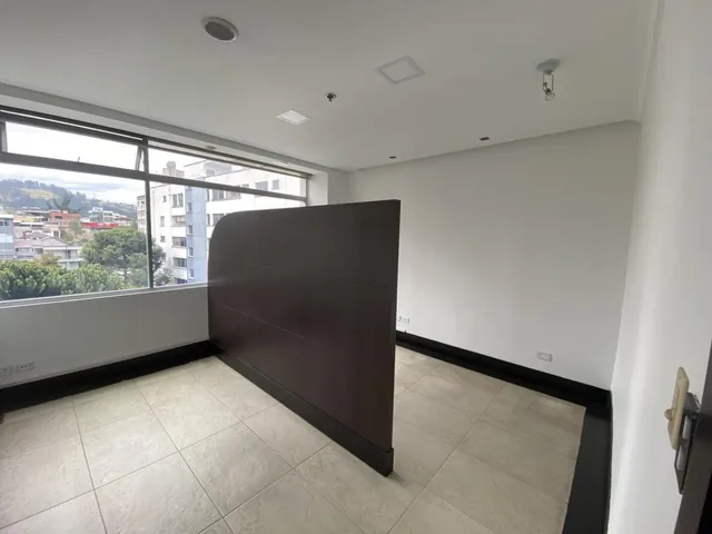 Oportunidad. Oficina de Venta Ubicada en Edificio Altana Plaza. Coruña y San Ignacio — imagen 3