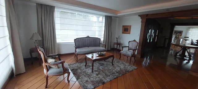 Urb. Campo Alegre, Vendo Hermosa Casa 4 Dormt. 600 m² Construc, 720 m² Terre. Excelentes Acabados — imagen 4