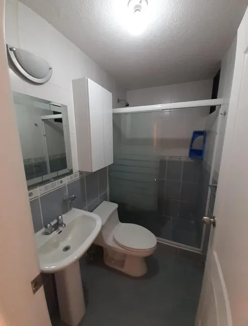 Vendo Departamento Conjunto Habitacional Sector Norte Mena del Hierro — imagen 3