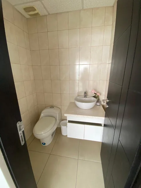 Edif. Torre Bellini - Pto. Santa Ana "Vendo Oficina", Guayas — imagen 2