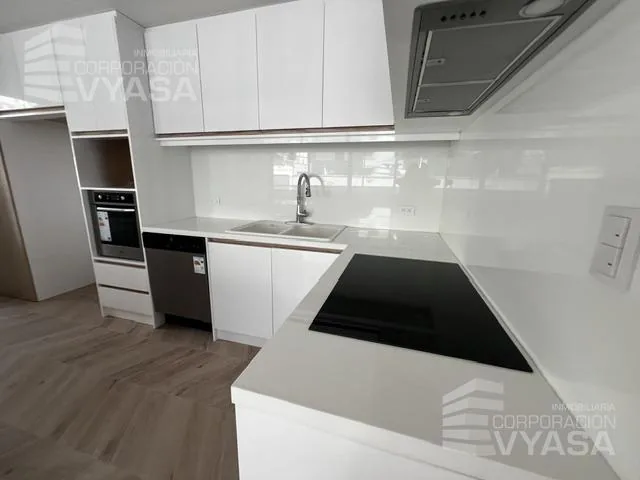 Quito Tenis - Departamento por Estrenar de Venta 145,65 m² Más Terrazas 8,15 m² — imagen 2