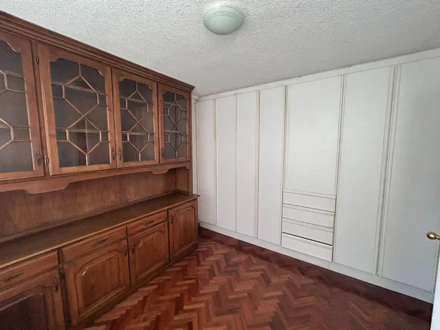 Amplio Departamento Remodelado en Venta — imagen 4