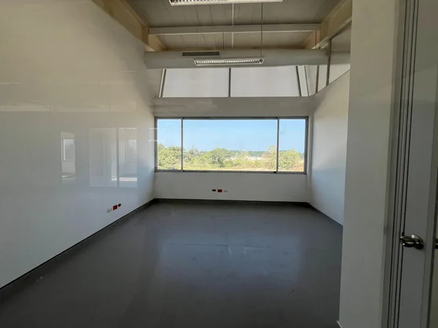 Vendo Macrolote Industrial y Comercial en La Vía a La Costa Guayaquil, Guayas — imagen 5