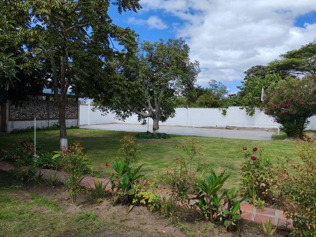 Quinta Vacacional con 4 Habitaciones en Venta, 2000 m² en Sector de Guayllabamba — imagen 3