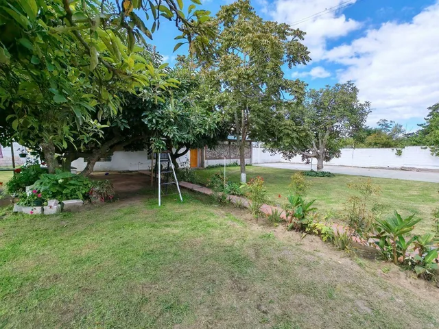 Quinta Vacacional con 4 Habitaciones en Venta, 2000 m² en Sector de Guayllabamba — imagen 2
