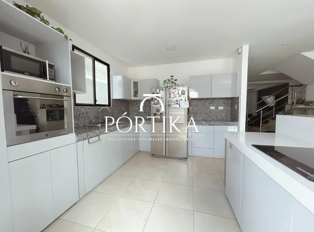 Venta de Casa 3 Dorm. - Bosques de La Costa - Vía a La Costa, Guayas — imagen 2
