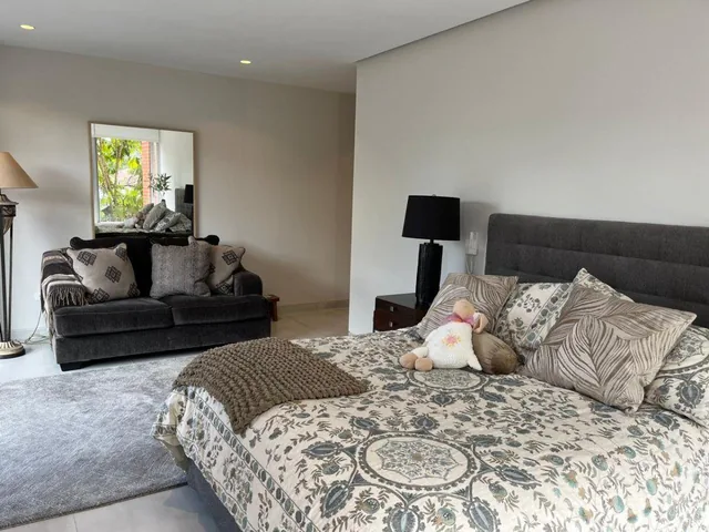Departamento de Lujo Nuevo en Venta – Cumbaya Sector Jardines del Este — imagen 3