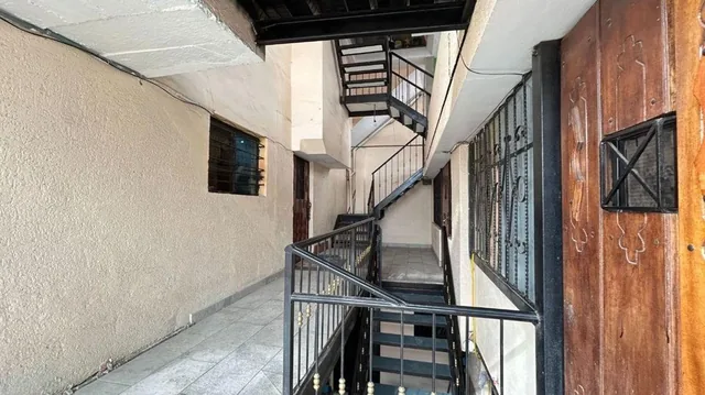 Se Vende Propiedad Rentable Departamentos + Locales — imagen 5