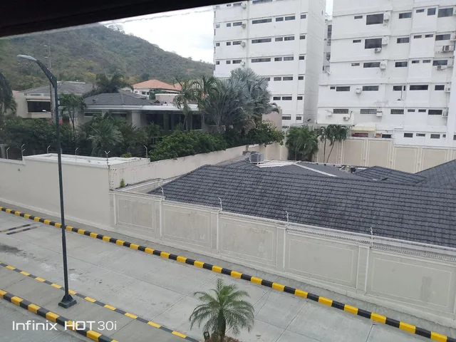 Ceibos Av Principal Oficina de Estreno, Guayas — imagen 3