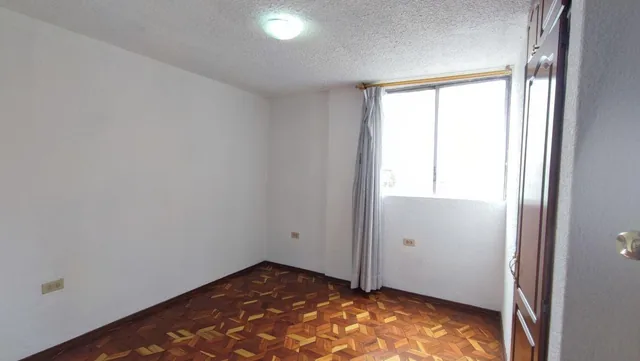 Venta Departamento Galo Plaza 3 Dorm. — imagen 2
