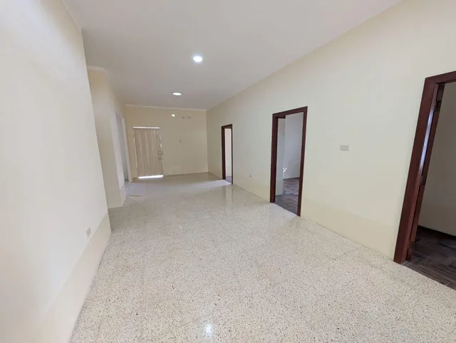 Casa Esquinera en Venta en Machala, El Oro — imagen 3