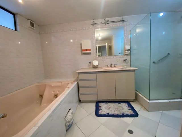 Departamento | Venta | 3 Dorm. | 2 Parqueaderos | Granda Centeno Norte de Quito — imagen 2