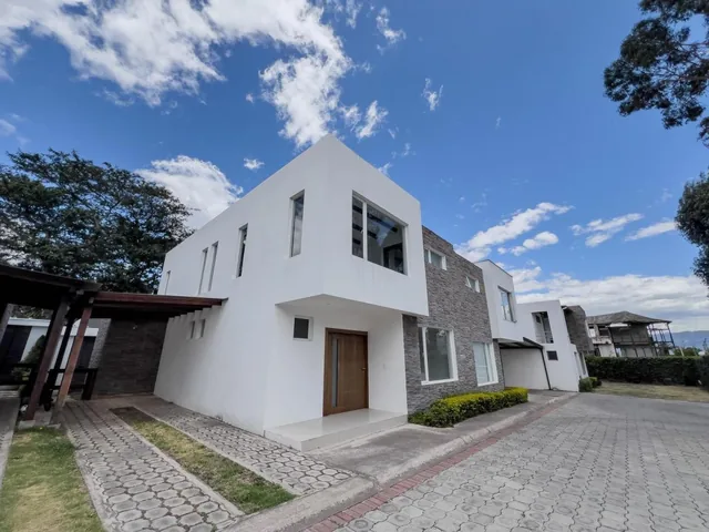 Casa en Tumbaco, Calle Río Chiche — imagen 2
