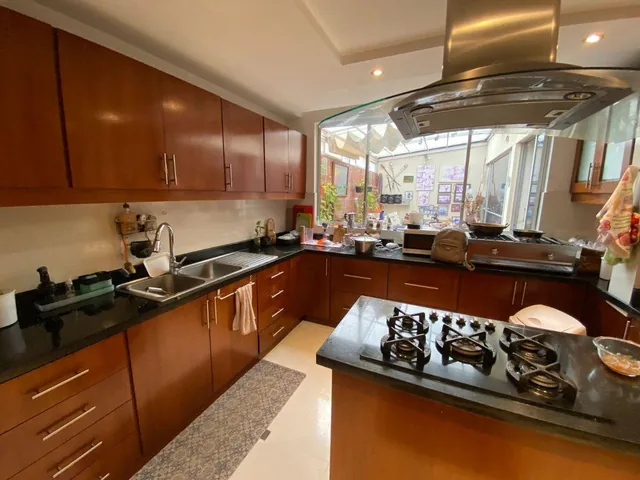 En Venta Departamento Duplex Cerca de La Embajada Americana — imagen 2